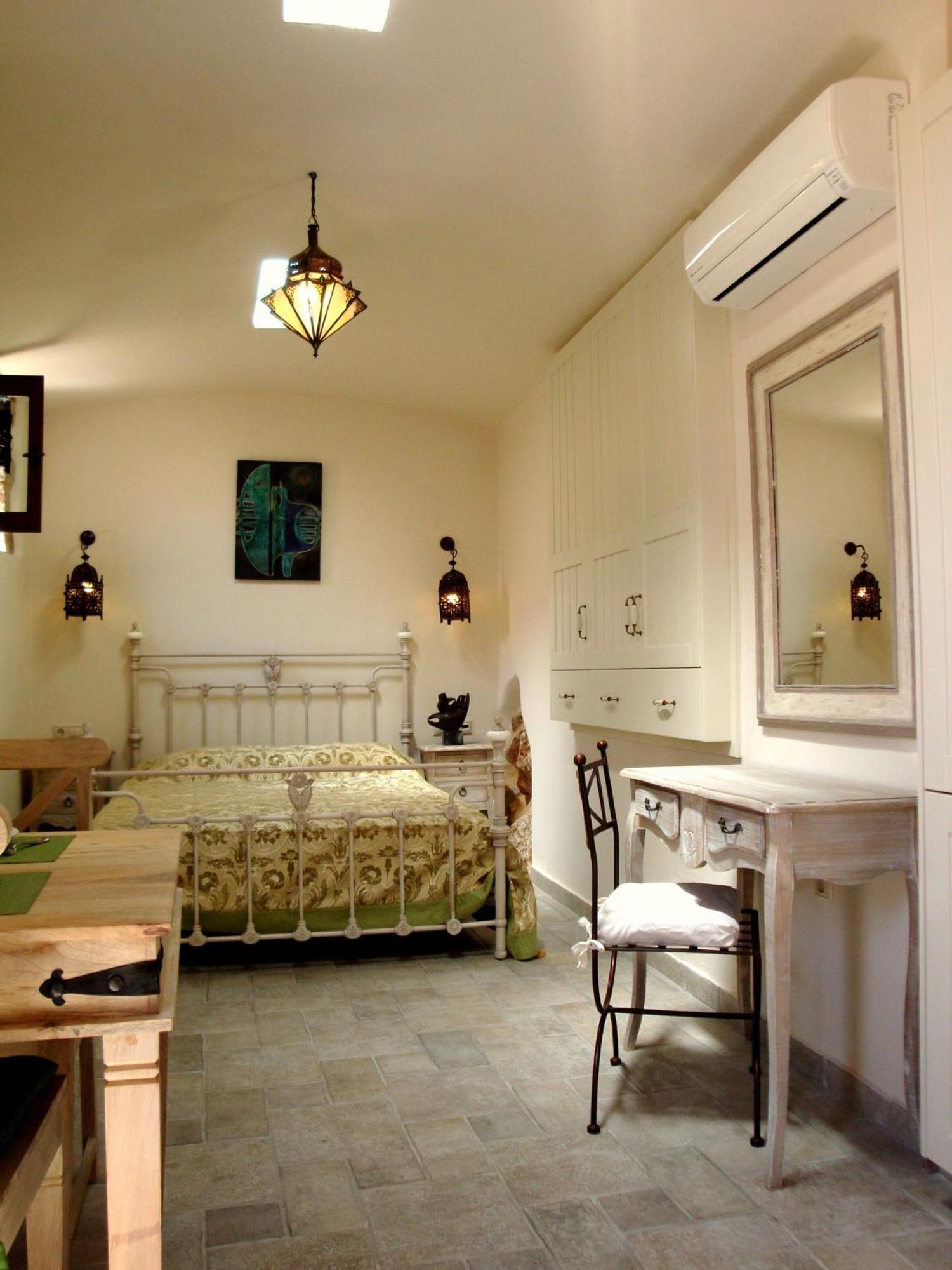 Bright Sun Villas Chalki Town Екстер'єр фото