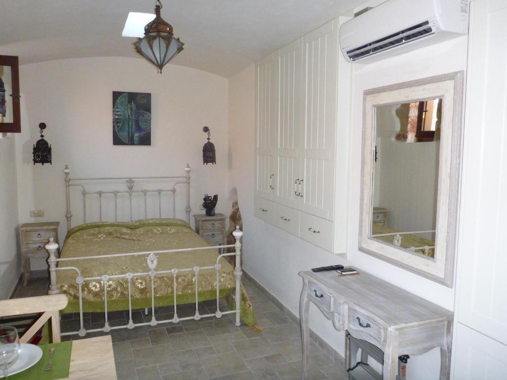 Bright Sun Villas Chalki Town Номер фото